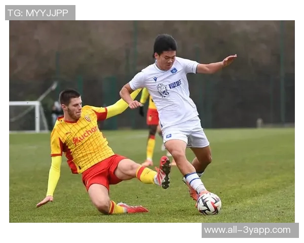 中国犀旺队顽强拼搏90分钟绝平大巴黎U19遗憾点球大战落败