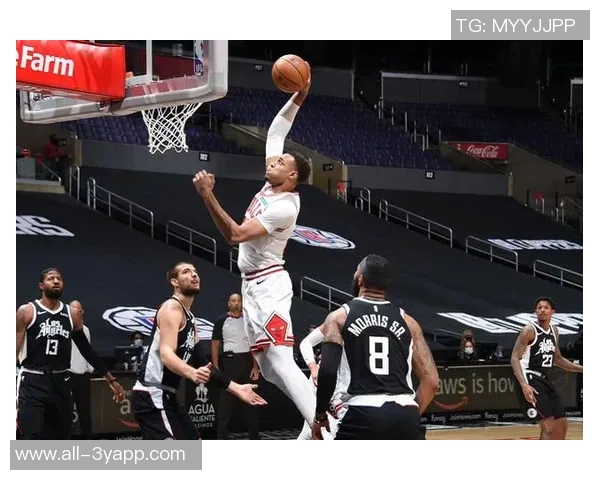 若昂内维斯进攻火力全开近17场比赛狂轰11球创个人新高